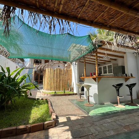 Bed and Breakfast Casa Maracuya Манкора Экстерьер фото